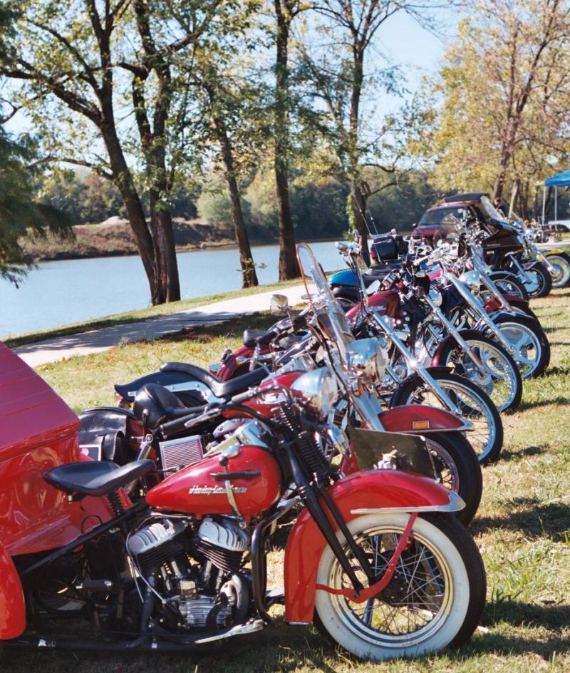 Motorcycles at River Fest